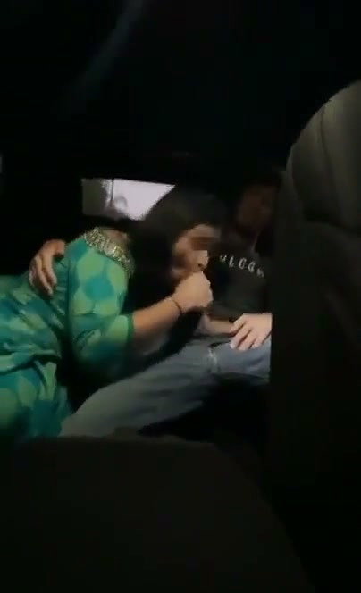 Bhabhi Blowjob  riding hard in runing car