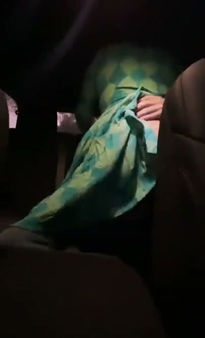 Bhabhi Blowjob  riding hard in runing car