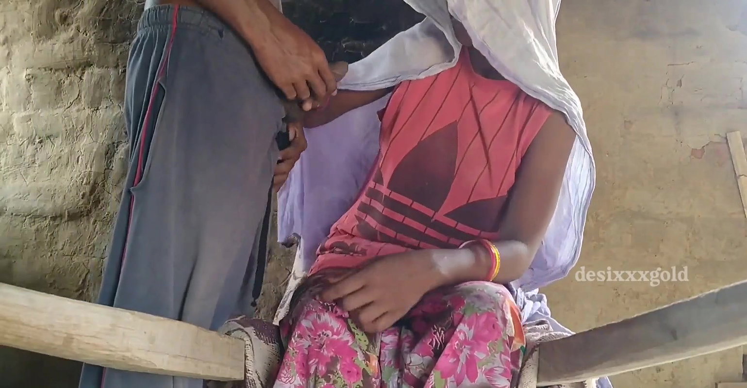 Step Father Ne Sex Karke Meri Chut Suja Di