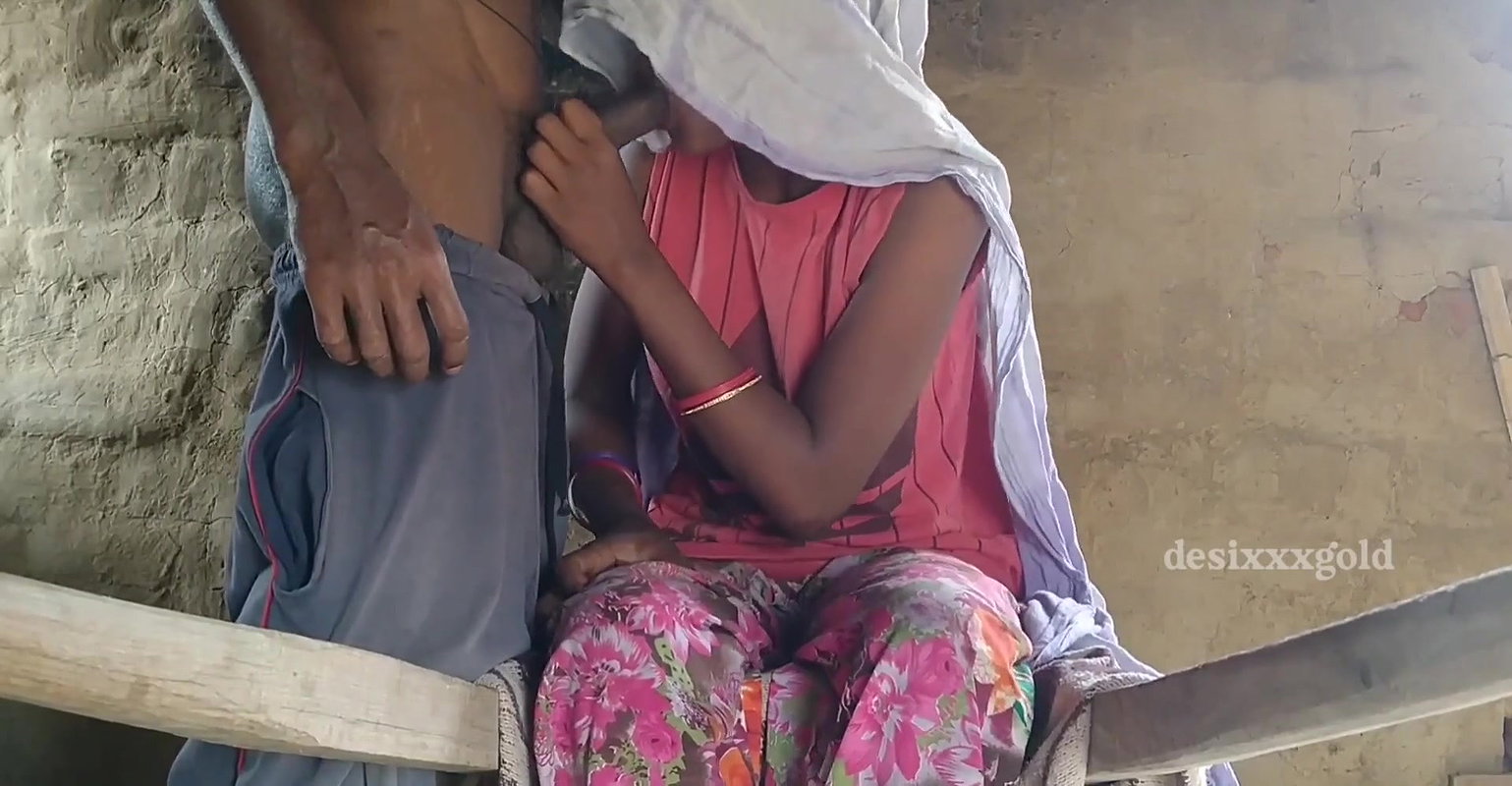Step Father Ne Sex Karke Meri Chut Suja Di