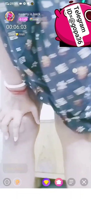 Desi sexy bhabi chamet 1