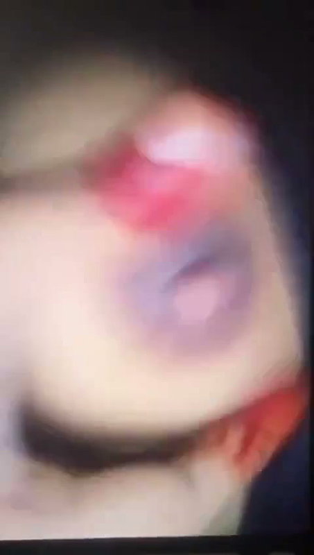 boob dikhake chut mein ungli kri