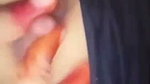 boob dikhake chut mein ungli kri