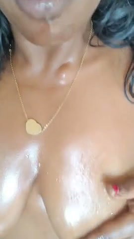 Desi hot Mother body oil massage fully naked