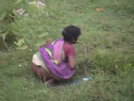 desi indian pooping