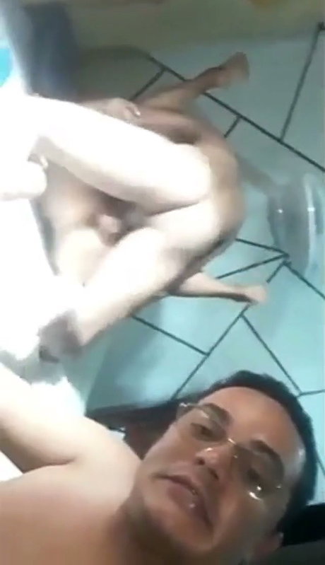 1000218557