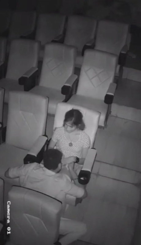 Cinema  8