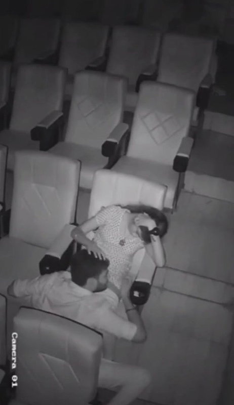 Cinema  8
