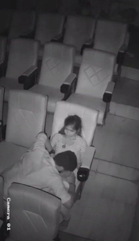 Cinema  8