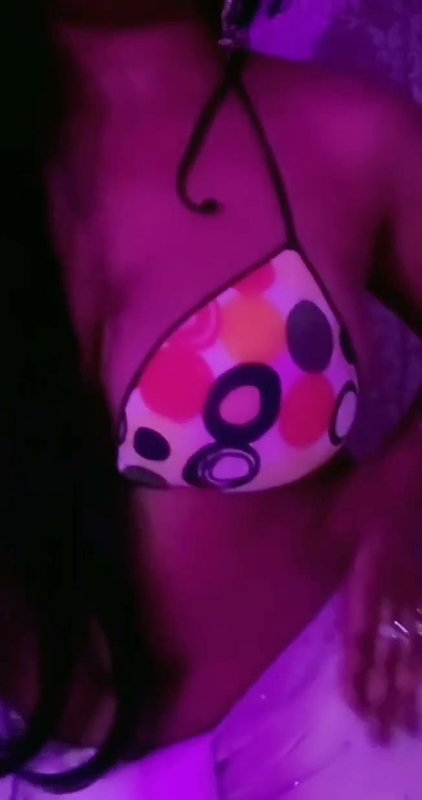Desi girl soni hot teasing saree show