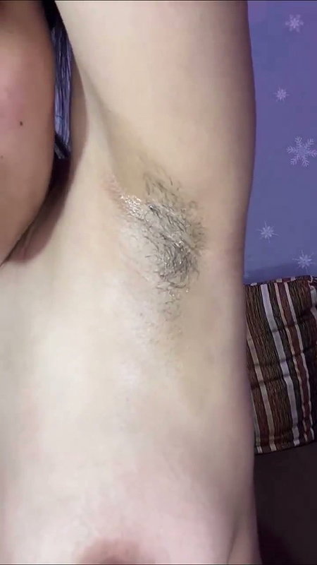 1000218819