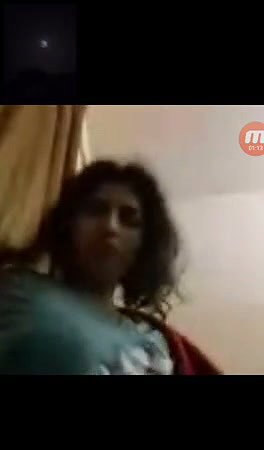 Hot girl show her boobs in vc