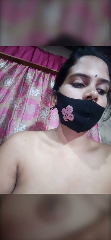 annu 777 boob show with face