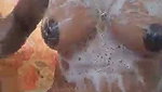 Tamil Aunty Bathing