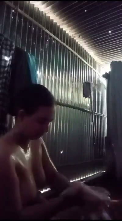 dehati girl nude bath