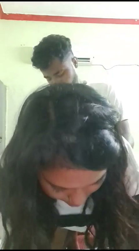 Beautiful College Couple Having Sex in Oyo room