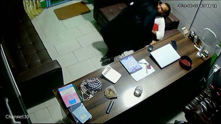 Bhabhi fuck in office with muslim guy
