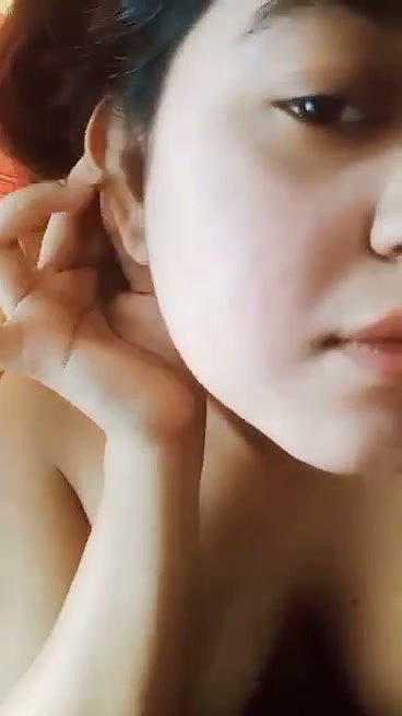 nangi ladki ne video banayi