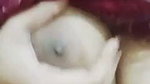 shirt kthake boob dikhayi