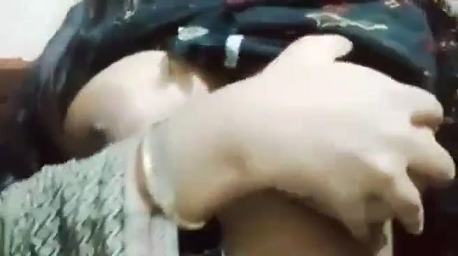 shalwar uthake boob dabayi