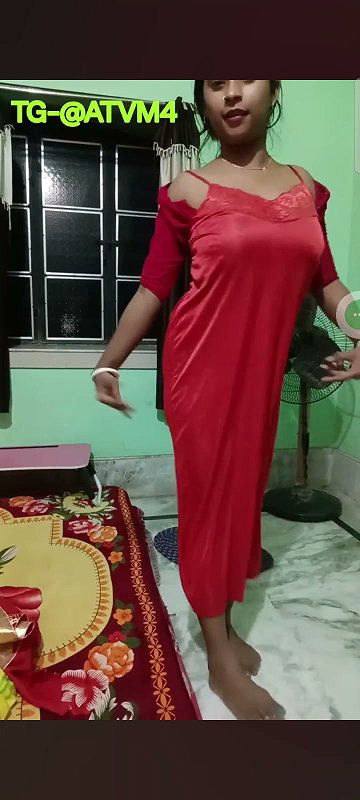 Youtuber Barnali Sort