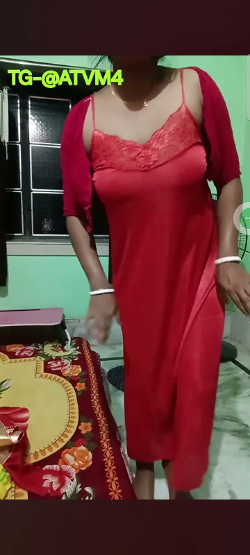 Youtuber Barnali Sort
