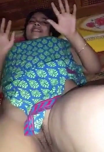 Aunty show her tired pussy