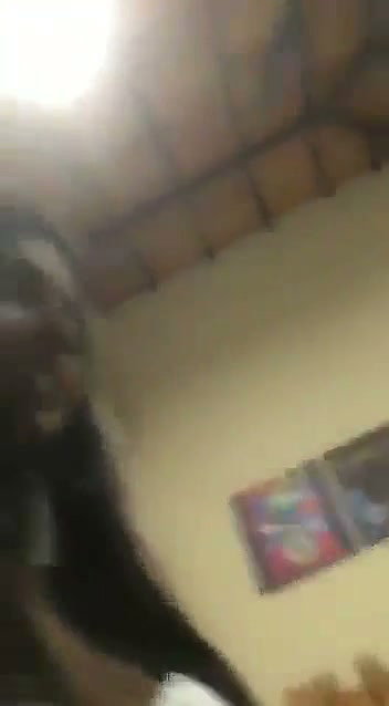Girlfriend show her body to bf in hotel