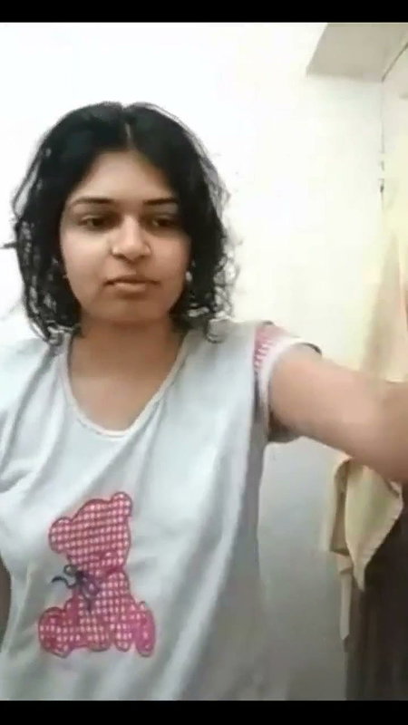 Desi girl undress going to take bath