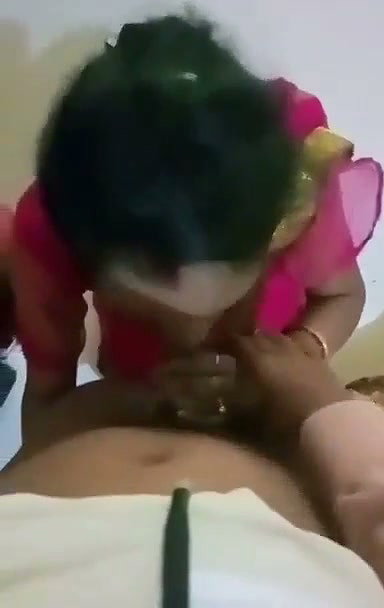 Chennai aunty giving Blowjob to ex lover
