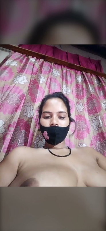 annu 777 boob show