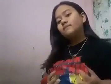 Nepali girl show her boobs