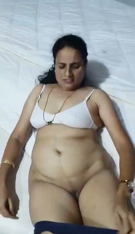 Bhabhi Asshole Captured Giving Blowjob