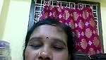 Bhabhi showing her huge boob