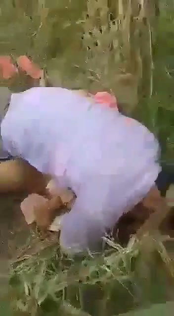 Desi bhabhi was caught by local people