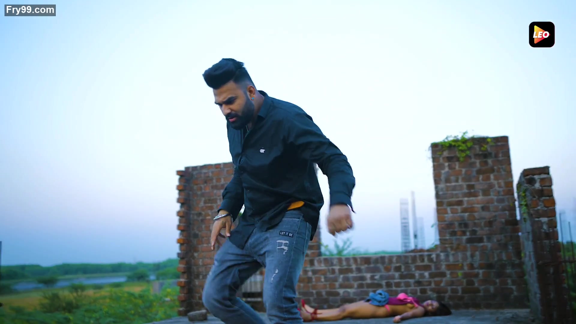 Frame 10