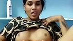 Hot girl rubing her pussy on vc