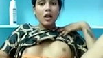 Hot girl rubing her pussy on vc