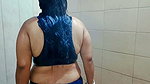 desi bowdi sexy bath