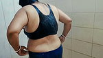 desi bowdi sexy bath