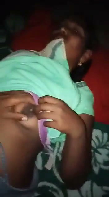 Sexy lady show her boobs to bf
