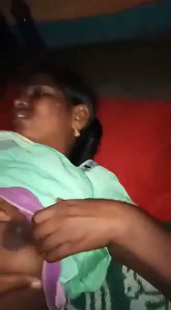 Sexy lady show her boobs to bf