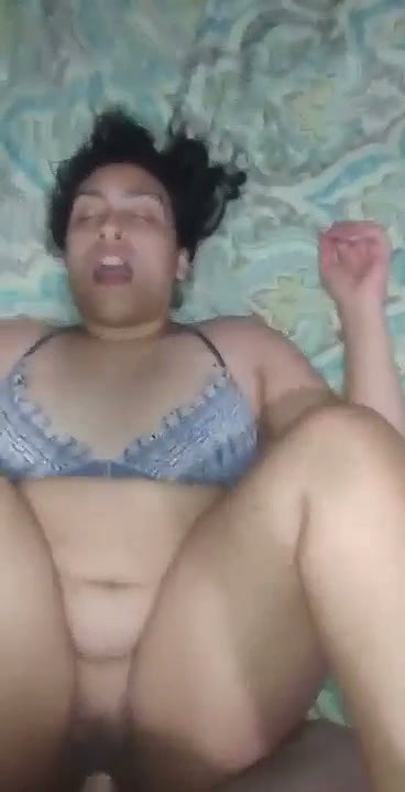 Boyfriend fuck hard cum on her face