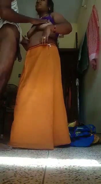 Tamil aunty fuck hard on floor