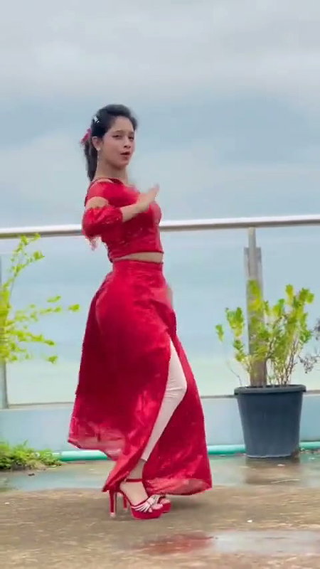 Famous Bengali Dancer Fingering Her Pussy