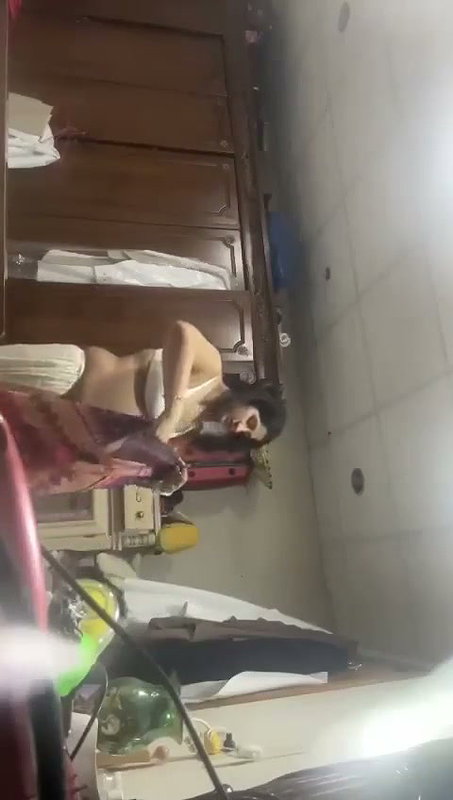 Hot lady Changing dress