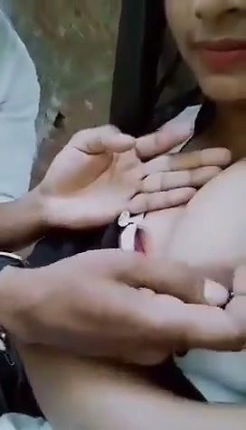 boyfriend sucking hot girlfriend boob