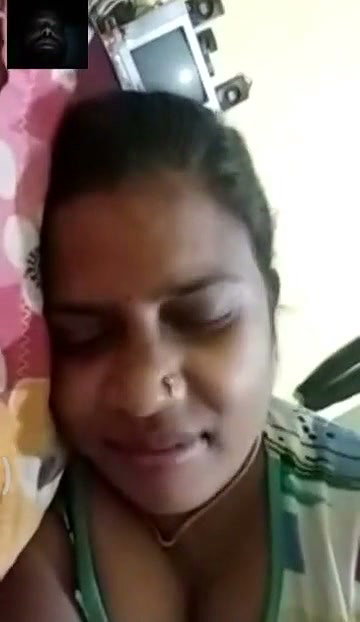 Sexy lady show her boob on vc