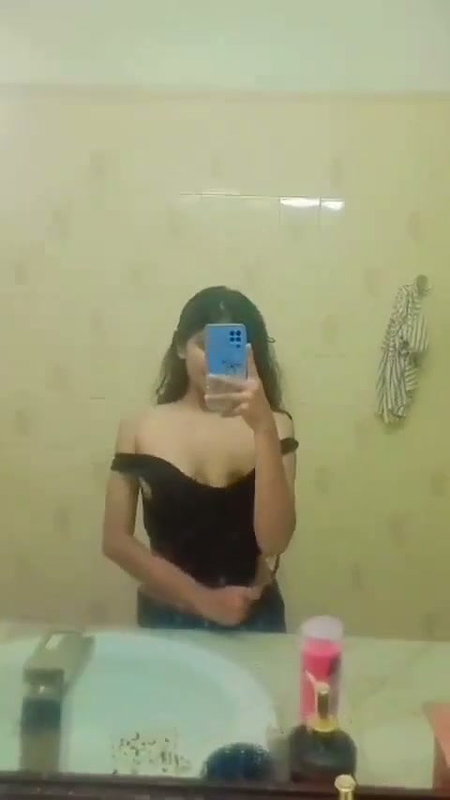Sister Showing Tits for BF