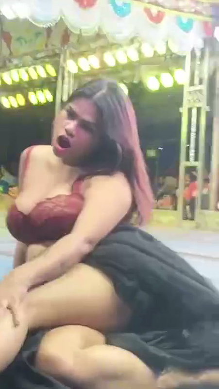 Bihari Shaadi dance showing boobs